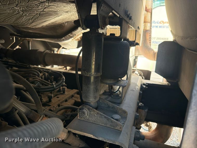 image for item EW1186 2015 Freightliner 114SD fuel truck