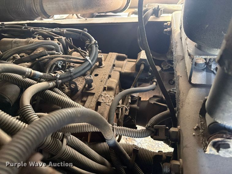 image for item EW1186 2015 Freightliner 114SD fuel truck