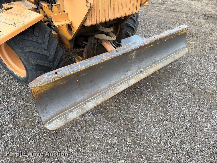image for item EW1189 2001 Case 560 trencher