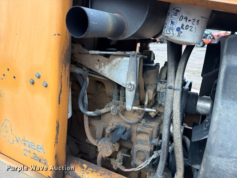image for item EW1189 2001 Case 560 trencher