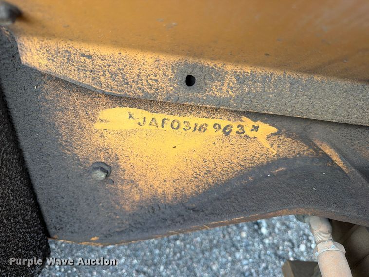 image for item EW1189 2001 Case 560 trencher