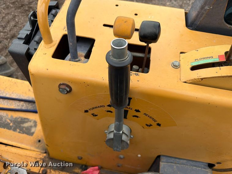 image for item EW1190 1998 Case 560 trencher