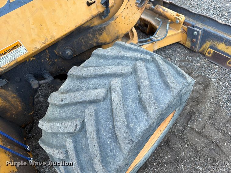 image for item EW1190 1998 Case 560 trencher