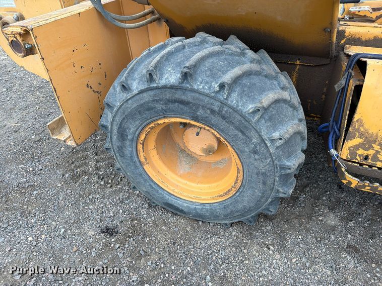 image for item EW1190 1998 Case 560 trencher