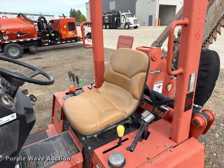 image for item EW1191 2012 Ditch Witch RT45 trencher