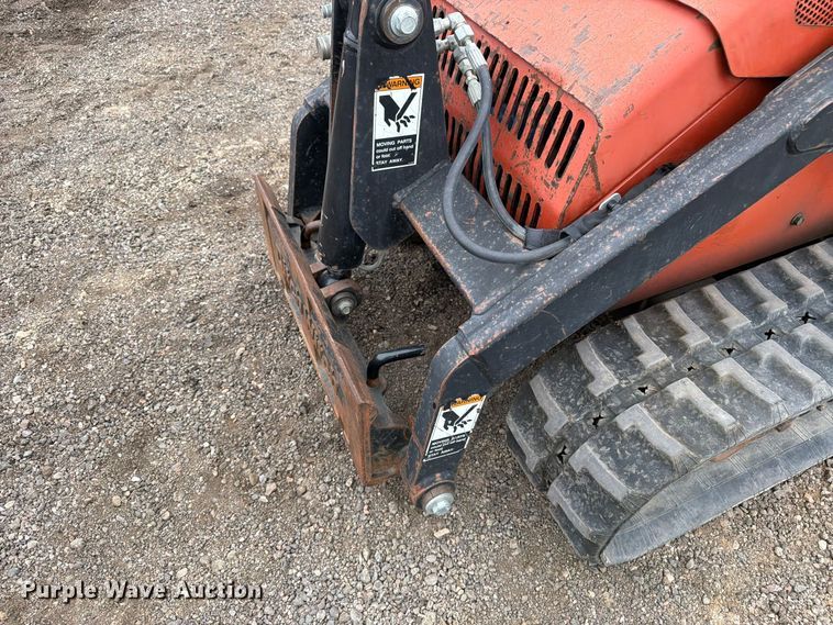 image for item EW1192 2008 Ditch Witch 650 compact utility loader