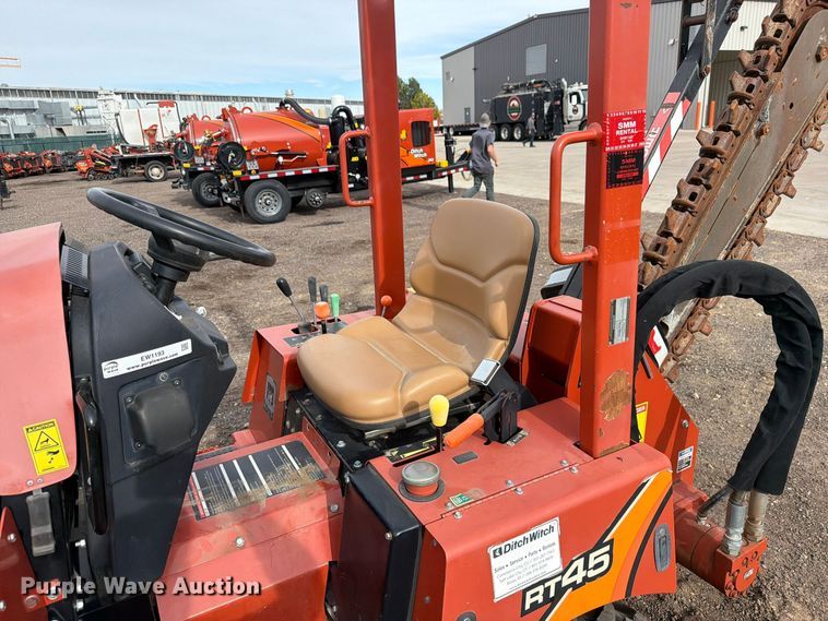 image for item EW1193 2019 Ditch Witch RT45 trencher