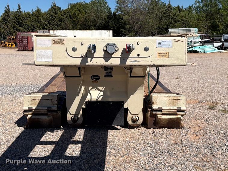 image for item EW7494 2006 Trail king TK110HDG-503 lowboy equipment trailer