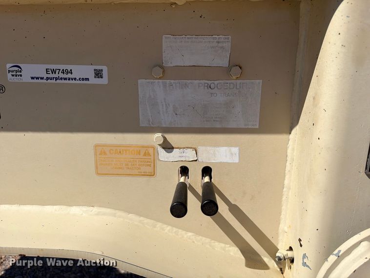 image for item EW7494 2006 Trail king TK110HDG-503 lowboy equipment trailer