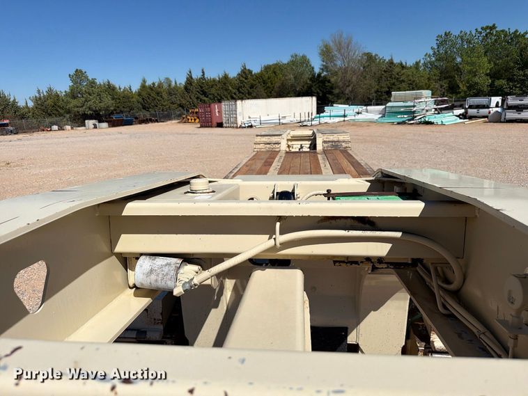 image for item EW7494 2006 Trail king TK110HDG-503 lowboy equipment trailer
