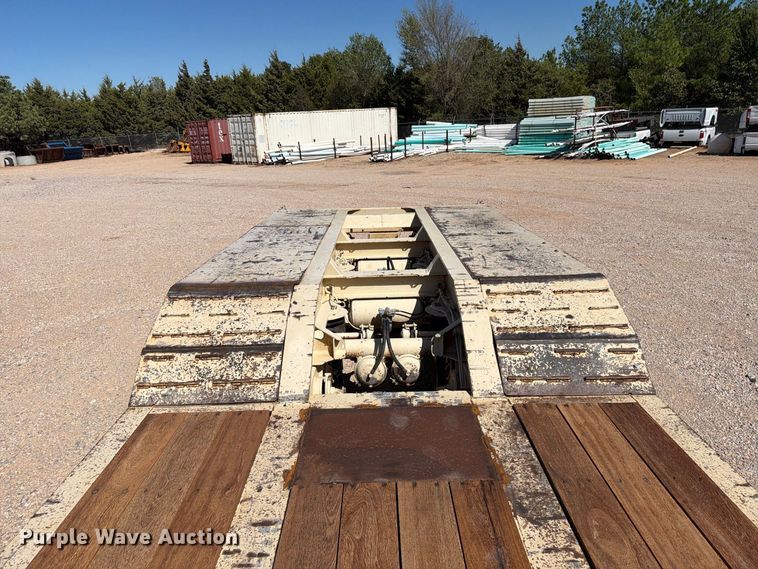 image for item EW7494 2006 Trail king TK110HDG-503 lowboy equipment trailer