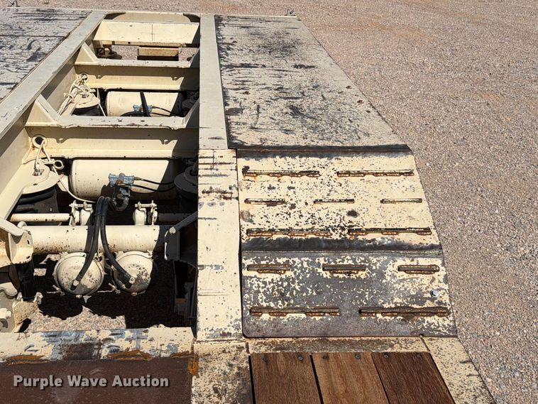 image for item EW7494 2006 Trail king TK110HDG-503 lowboy equipment trailer