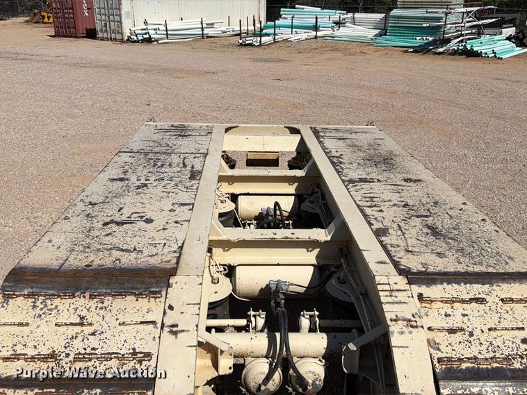 image for item EW7494 2006 Trail king TK110HDG-503 lowboy equipment trailer