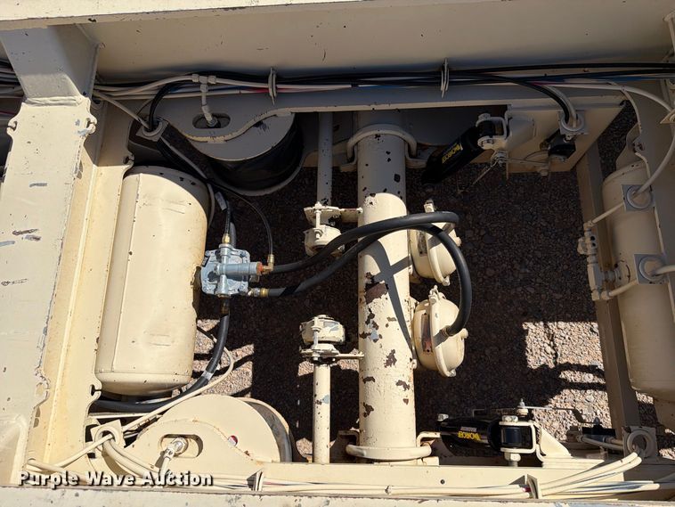 image for item EW7494 2006 Trail king TK110HDG-503 lowboy equipment trailer