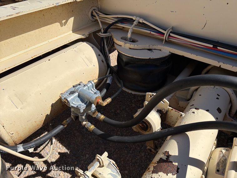 image for item EW7494 2006 Trail king TK110HDG-503 lowboy equipment trailer