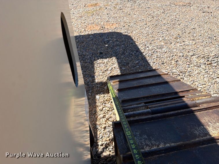 image for item EW7494 2006 Trail king TK110HDG-503 lowboy equipment trailer