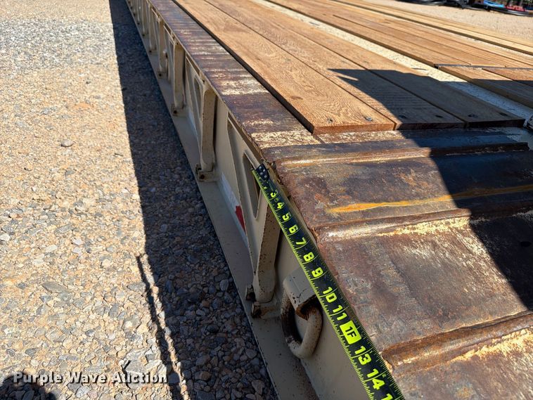 image for item EW7494 2006 Trail king TK110HDG-503 lowboy equipment trailer