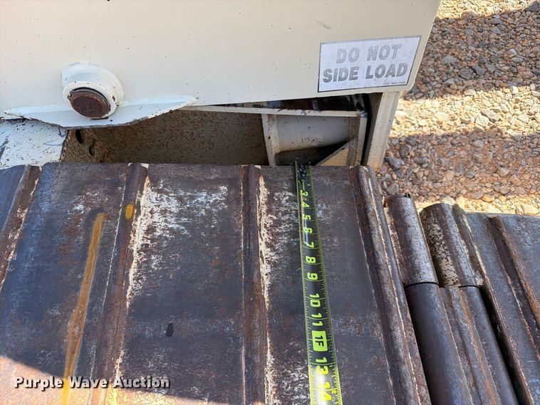 image for item EW7494 2006 Trail king TK110HDG-503 lowboy equipment trailer