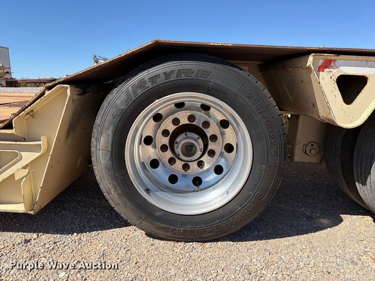 image for item EW7494 2006 Trail king TK110HDG-503 lowboy equipment trailer