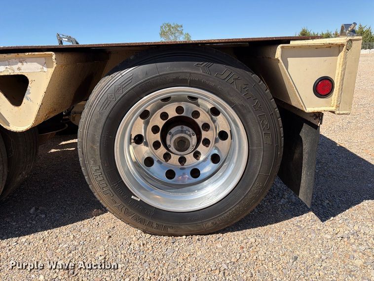 image for item EW7494 2006 Trail king TK110HDG-503 lowboy equipment trailer