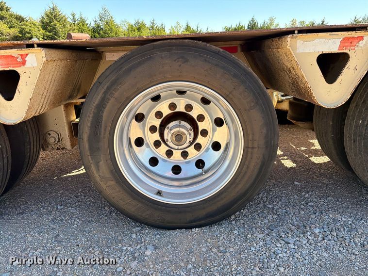 image for item EW7494 2006 Trail king TK110HDG-503 lowboy equipment trailer