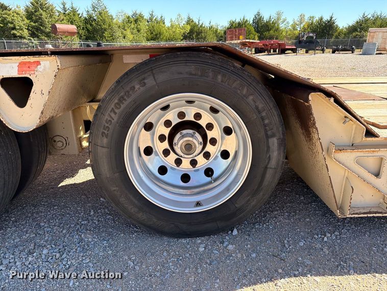 image for item EW7494 2006 Trail king TK110HDG-503 lowboy equipment trailer
