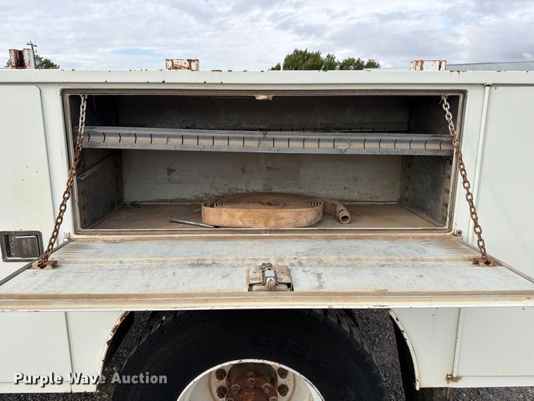 image for item EW7568 2007 International DuraStar 4400 utility / service truck
