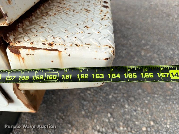 image for item EW7568 2007 International DuraStar 4400 utility / service truck