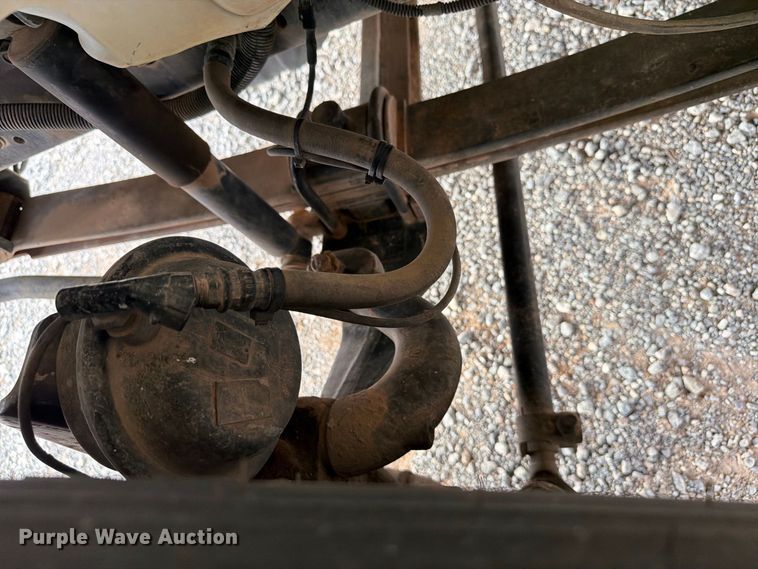 image for item EW7568 2007 International DuraStar 4400 utility / service truck