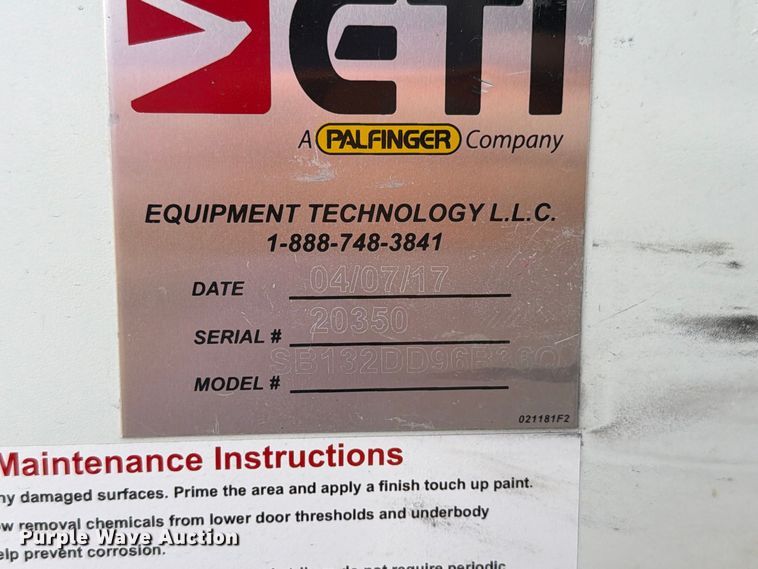 image for item EW7569 2017 Ford F550 Super Duty bucket truck