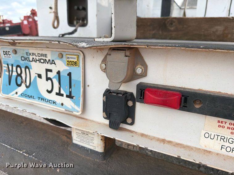 image for item EW7569 2017 Ford F550 Super Duty bucket truck