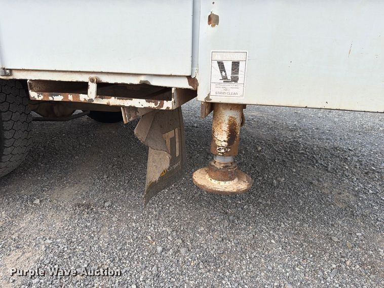 image for item EW7569 2017 Ford F550 Super Duty bucket truck