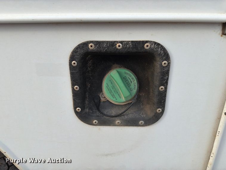 image for item EW7569 2017 Ford F550 Super Duty bucket truck