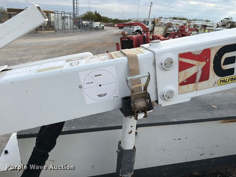 image for item EW7569 2017 Ford F550 Super Duty bucket truck