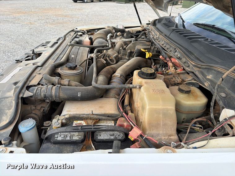 image for item EW7569 2017 Ford F550 Super Duty bucket truck