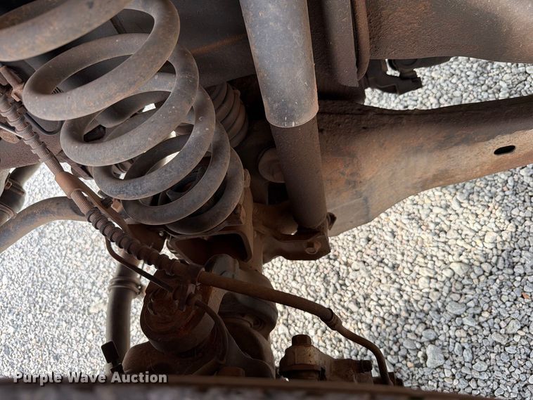 image for item EW7569 2017 Ford F550 Super Duty bucket truck