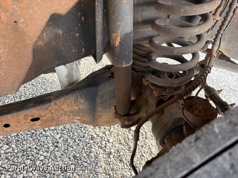 image for item EW7569 2017 Ford F550 Super Duty bucket truck