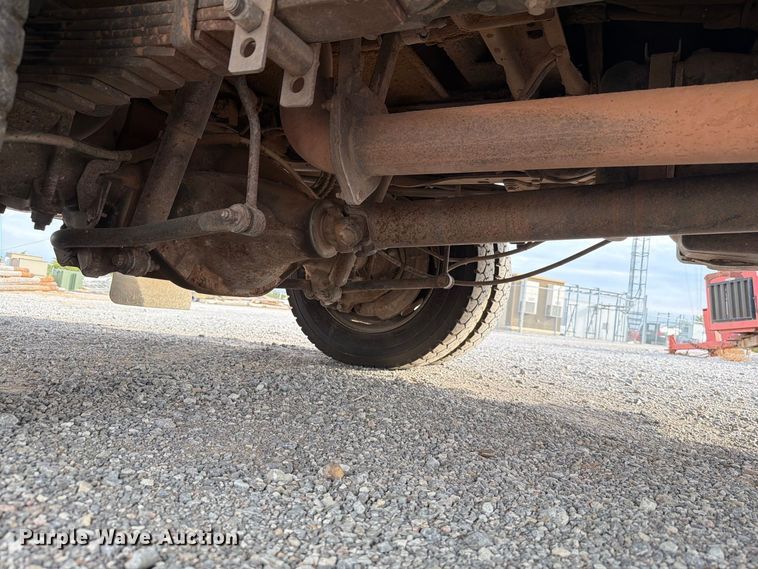 image for item EW7569 2017 Ford F550 Super Duty bucket truck