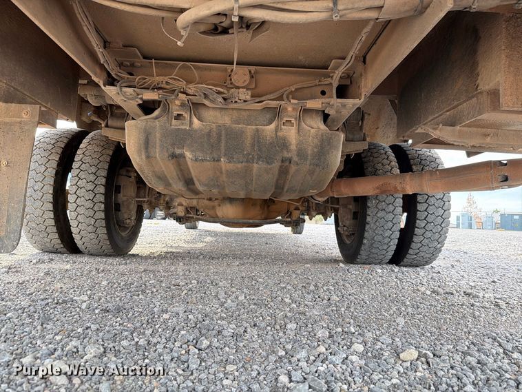 image for item EW7569 2017 Ford F550 Super Duty bucket truck