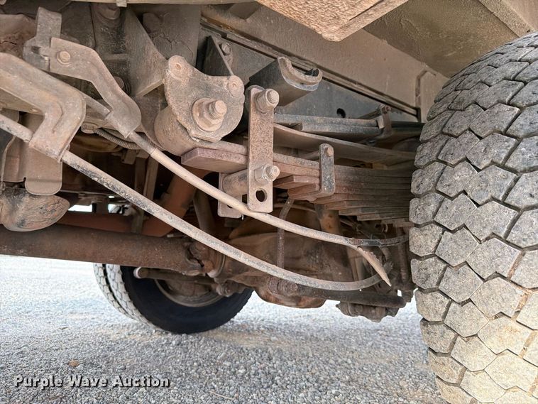image for item EW7569 2017 Ford F550 Super Duty bucket truck