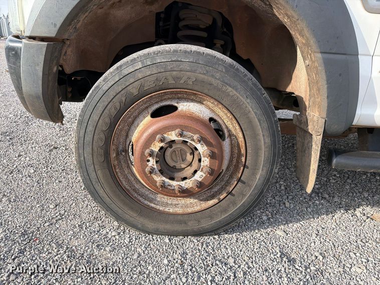 image for item EW7569 2017 Ford F550 Super Duty bucket truck