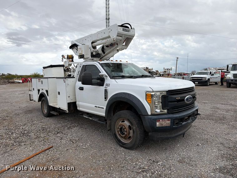 image for item EW7570 2017 Ford F550 Super Duty bucket truck