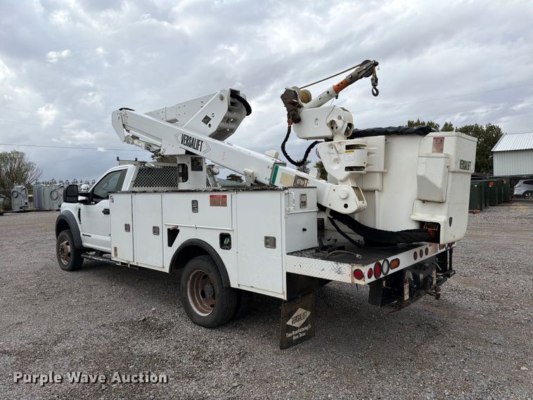 image for item EW7570 2017 Ford F550 Super Duty bucket truck