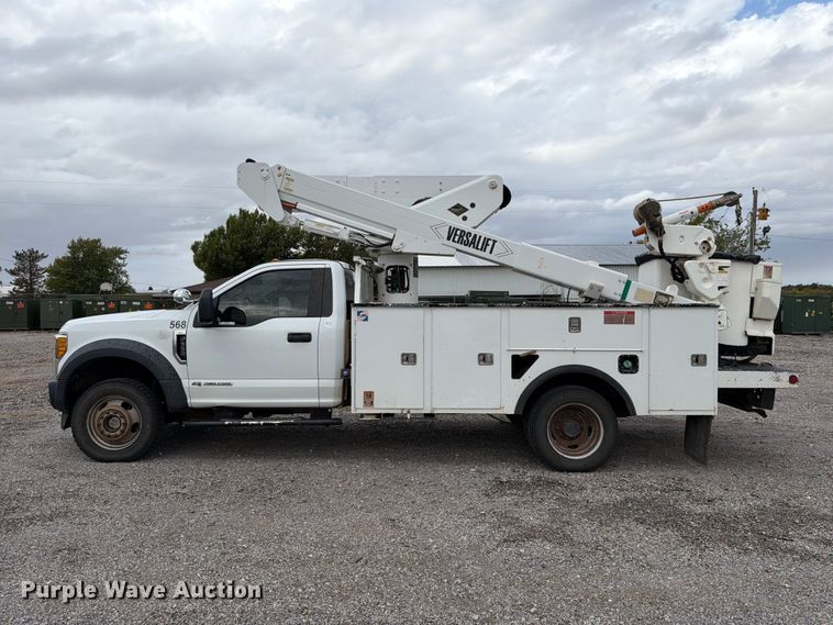 image for item EW7570 2017 Ford F550 Super Duty bucket truck