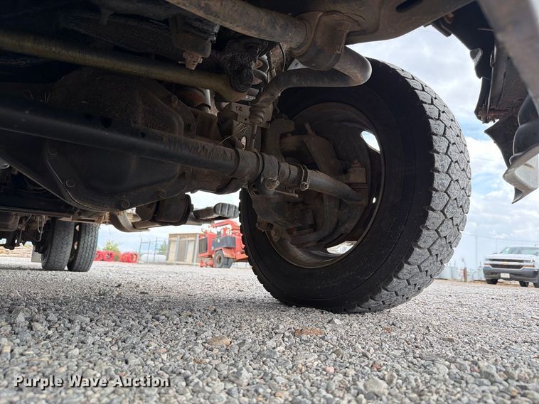 image for item EW7570 2017 Ford F550 Super Duty bucket truck
