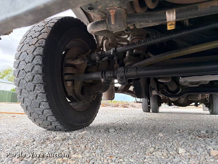 image for item EW7570 2017 Ford F550 Super Duty bucket truck