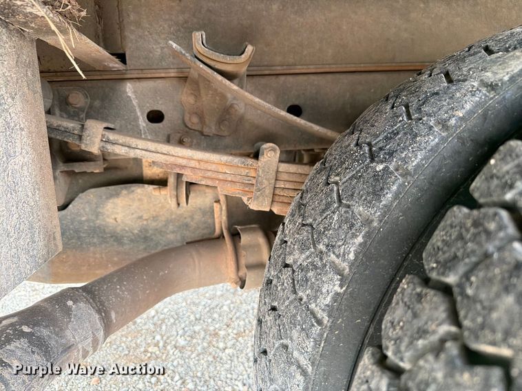 image for item EW7570 2017 Ford F550 Super Duty bucket truck