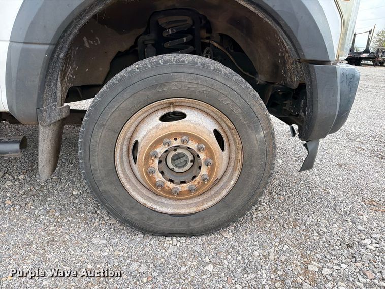 image for item EW7570 2017 Ford F550 Super Duty bucket truck