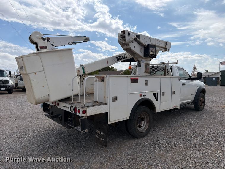 image for item EW7571 2019 RAM 5500 bucket truck