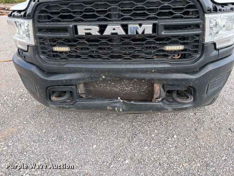 image for item EW7571 2019 RAM 5500 bucket truck